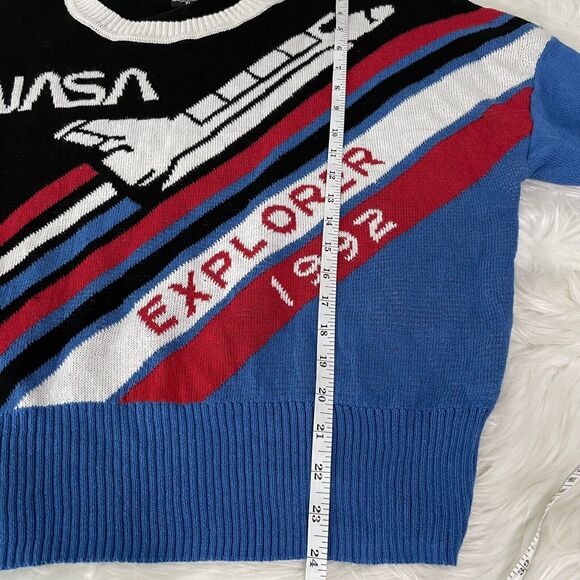 Well Worn NWOT NASA Explorer 1992 Knit Sweater Size XL Ugly Holiday Sweater - Picture 8 of 8